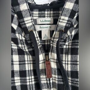L.L. Bean Women’s Scotch Plaid Flannel Shirt, Relaxed Fit Zip Hoodie Large Tall